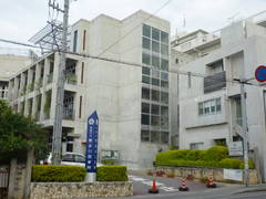 那覇市立繁多川図書館